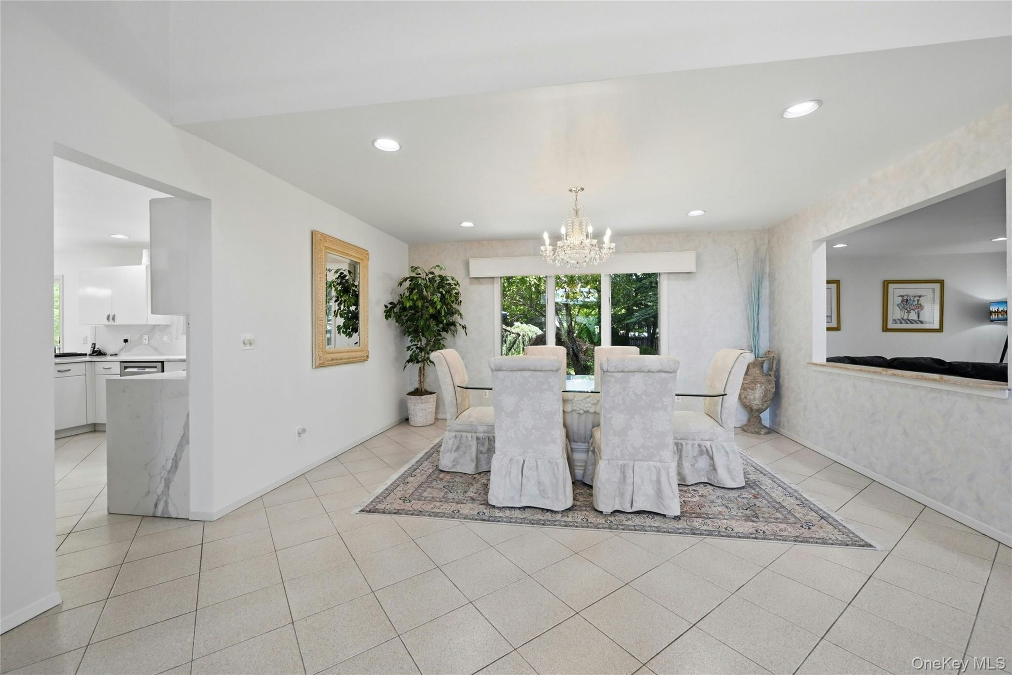 4 Laurelwood Court