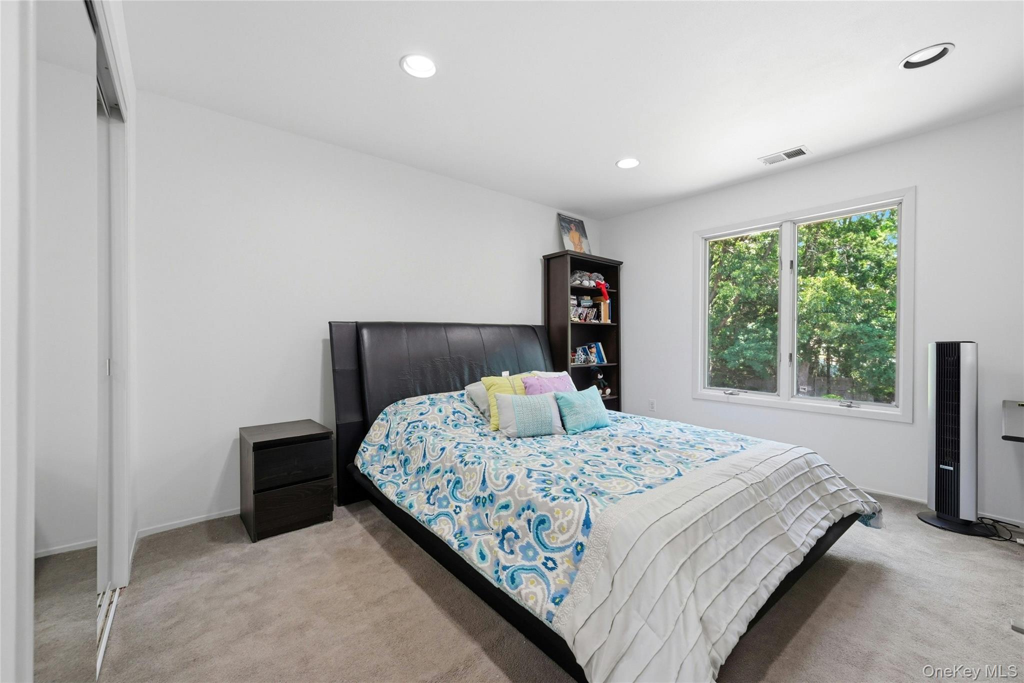 4 Laurelwood Court