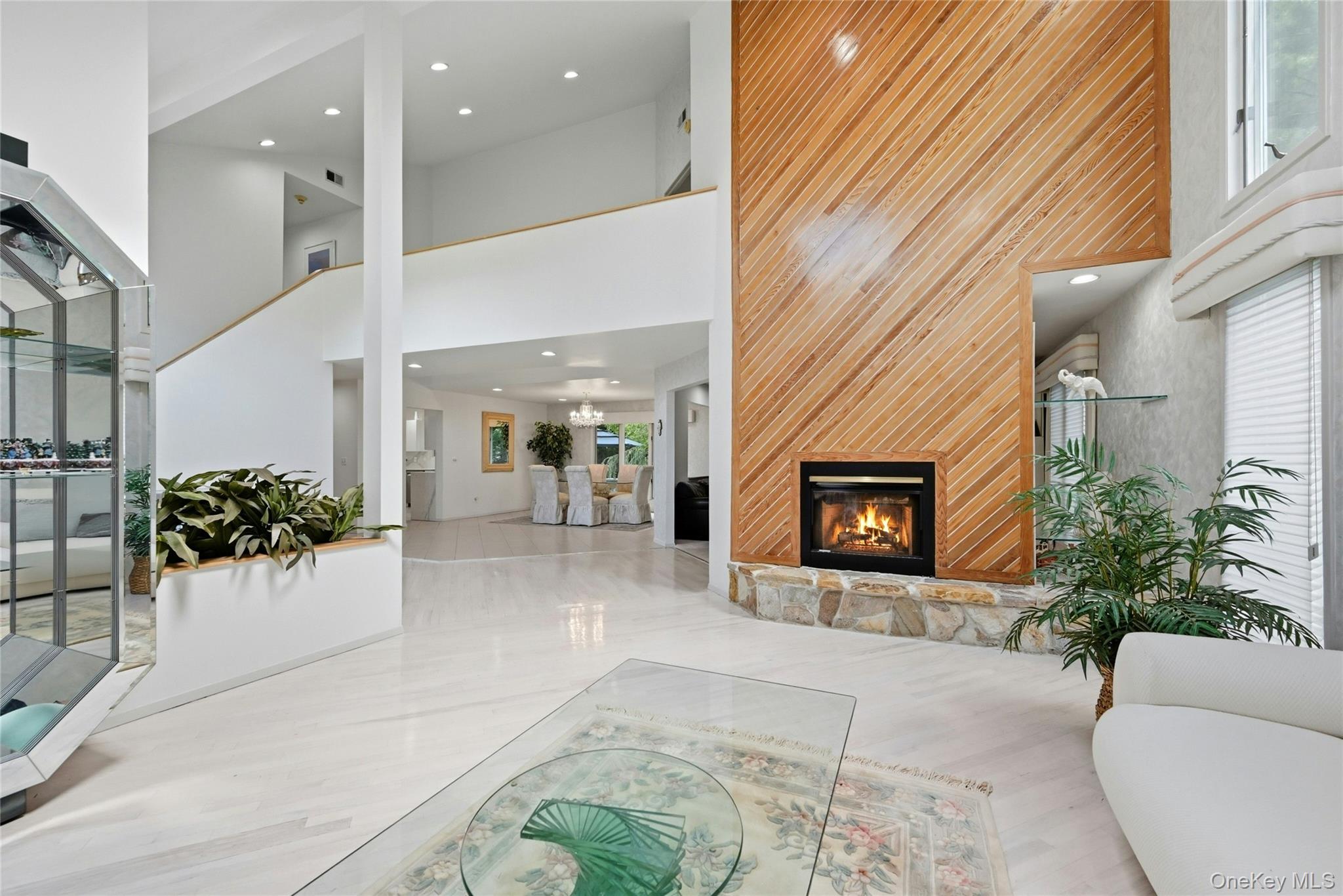 4 Laurelwood Court