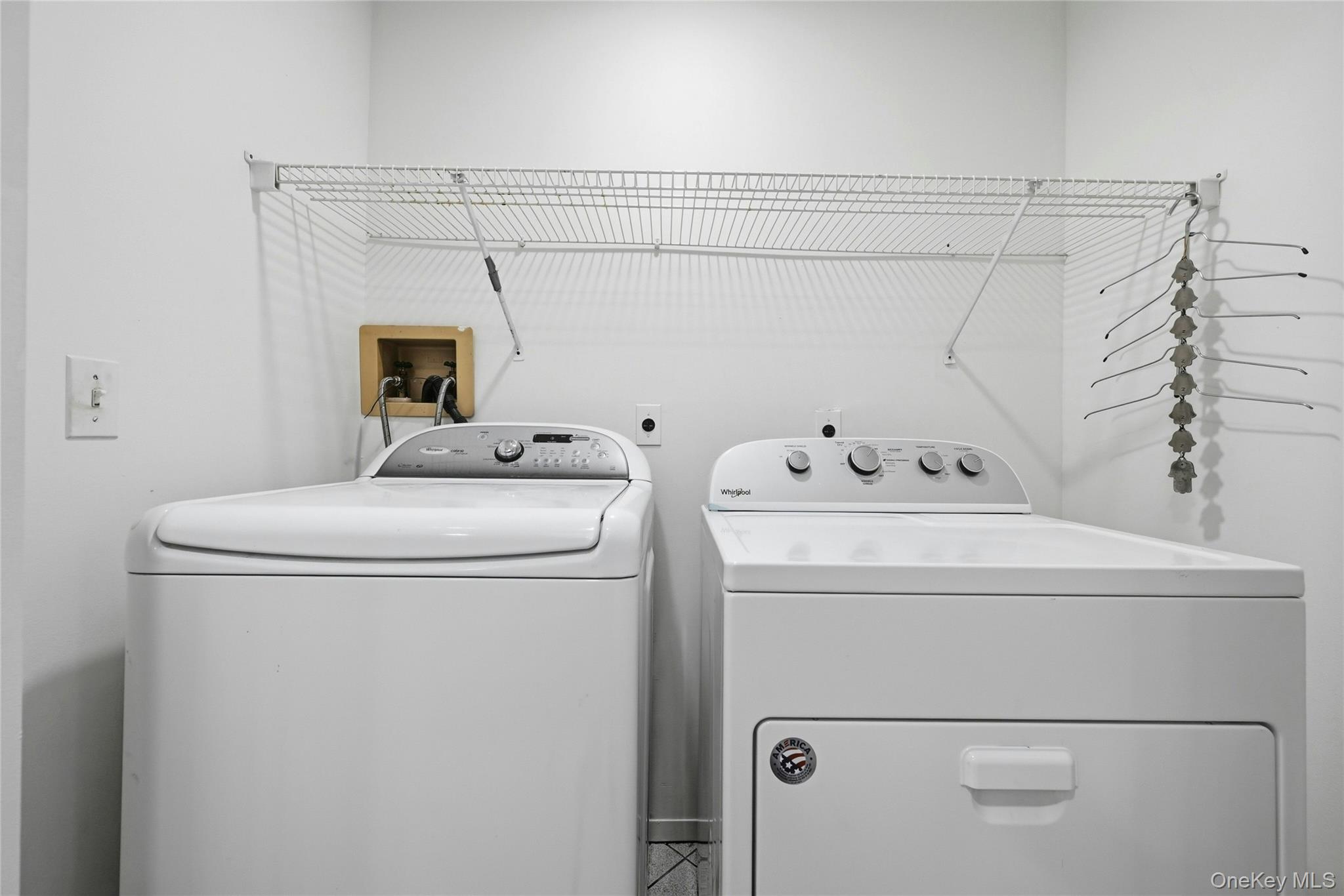 4 Laurelwood Court
