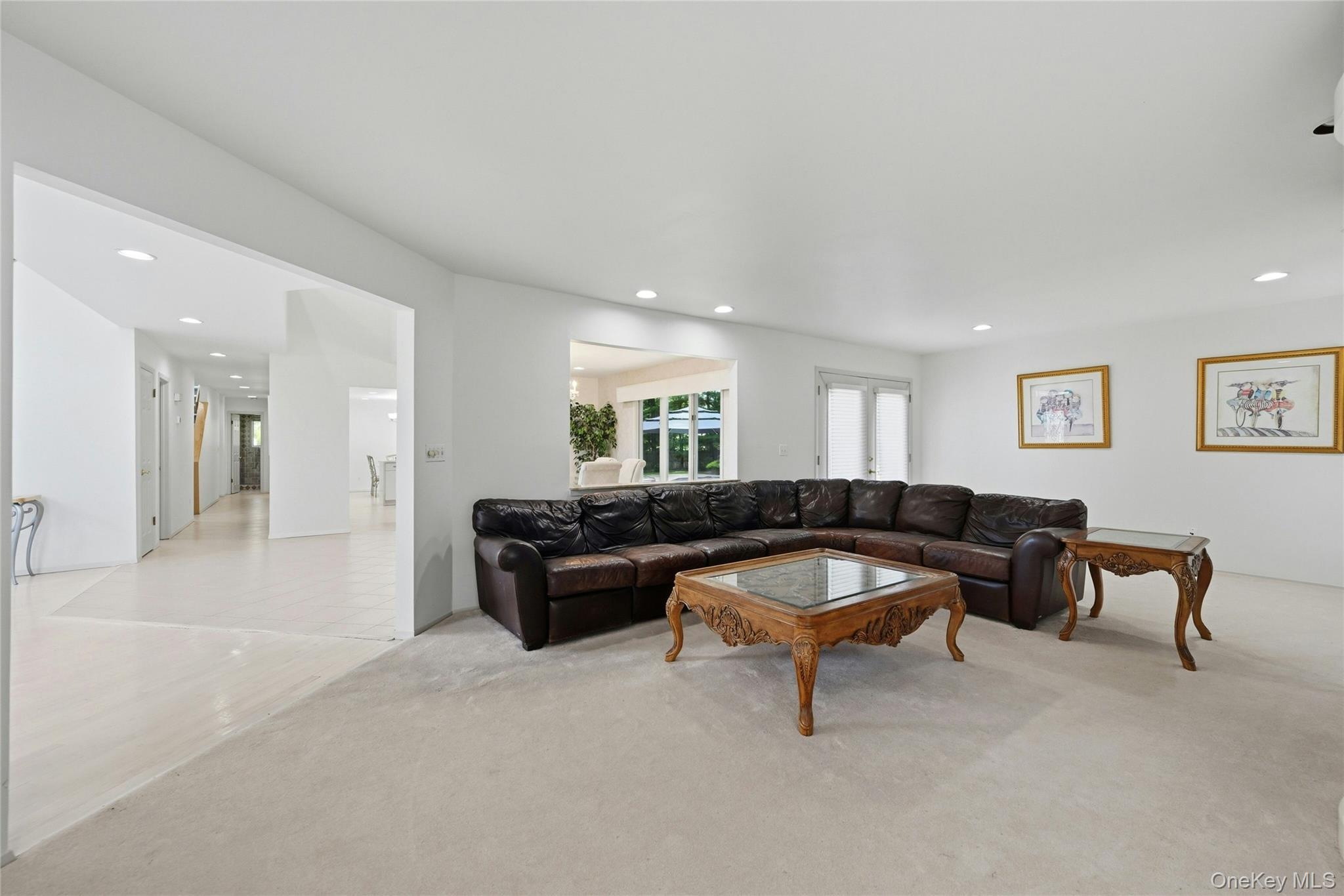 4 Laurelwood Court