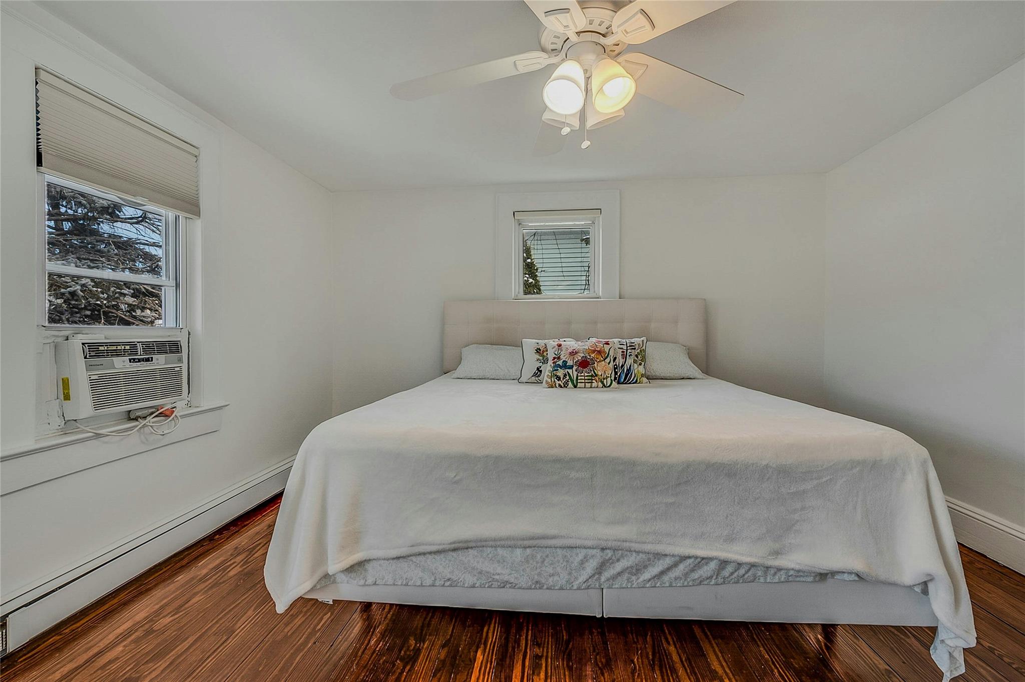 6 Pulaski Place
