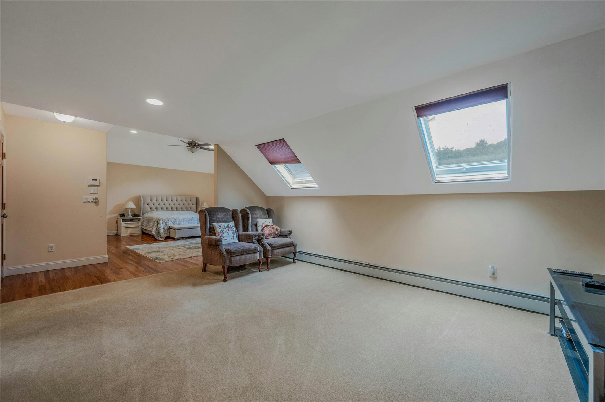 32 Robinhood Lane