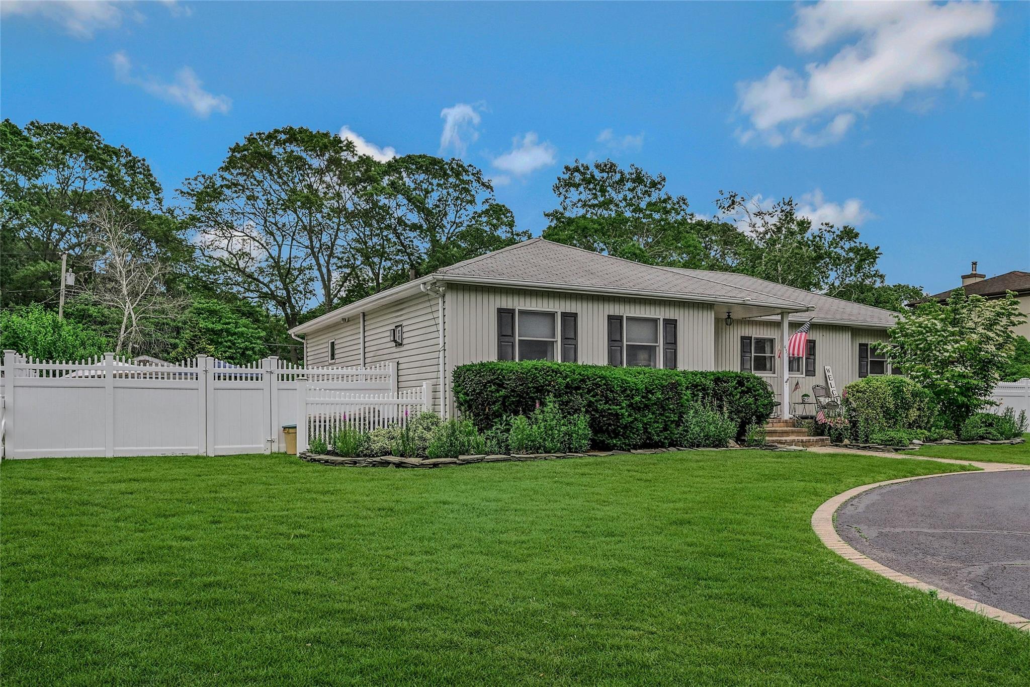 451 Sayville Boulevard