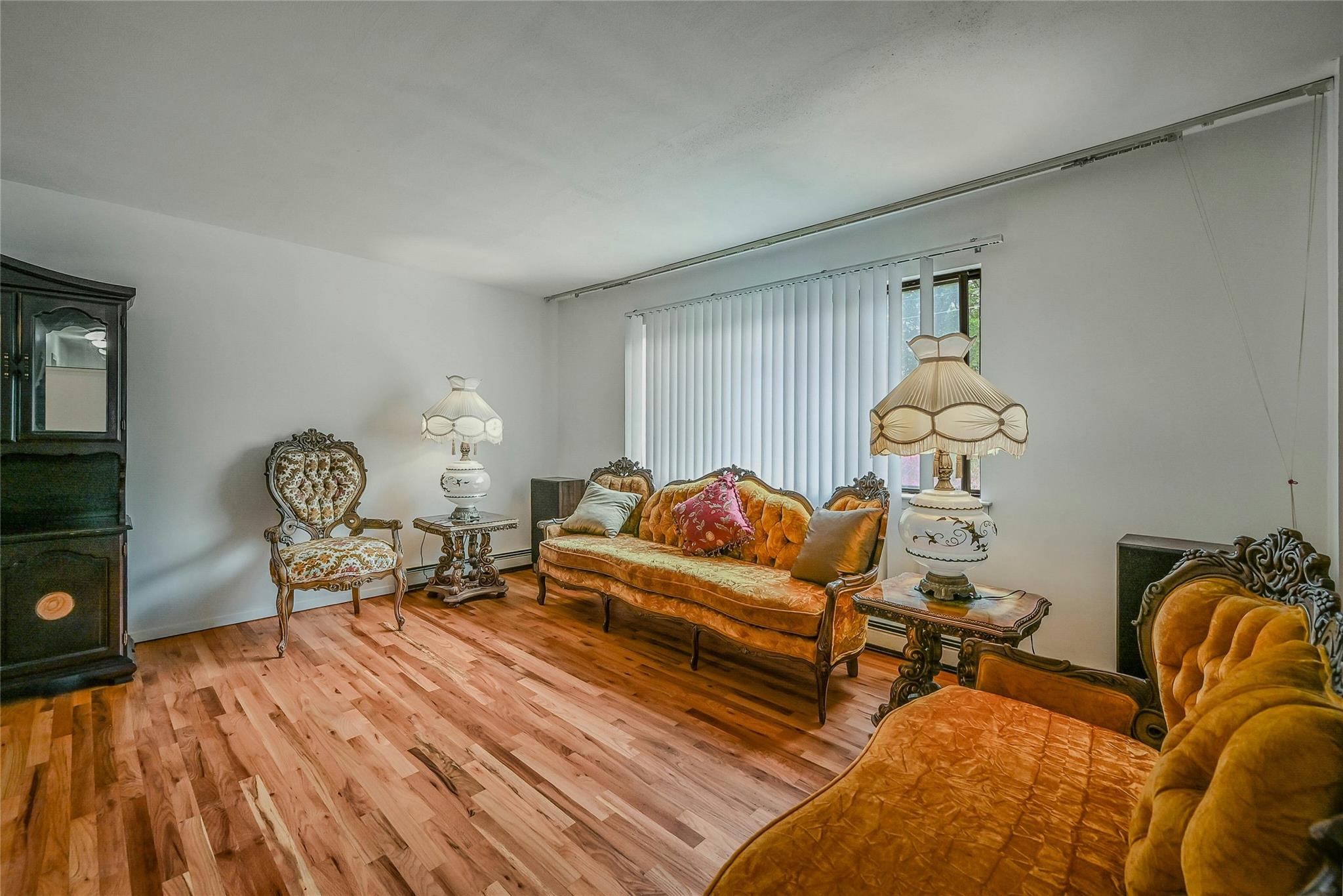 103 Lakeway Drive