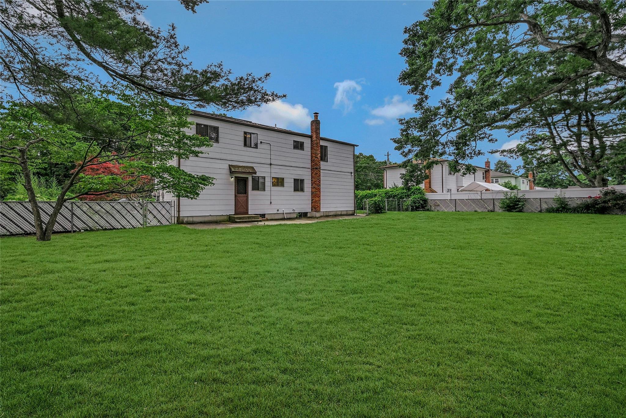103 Lakeway Drive