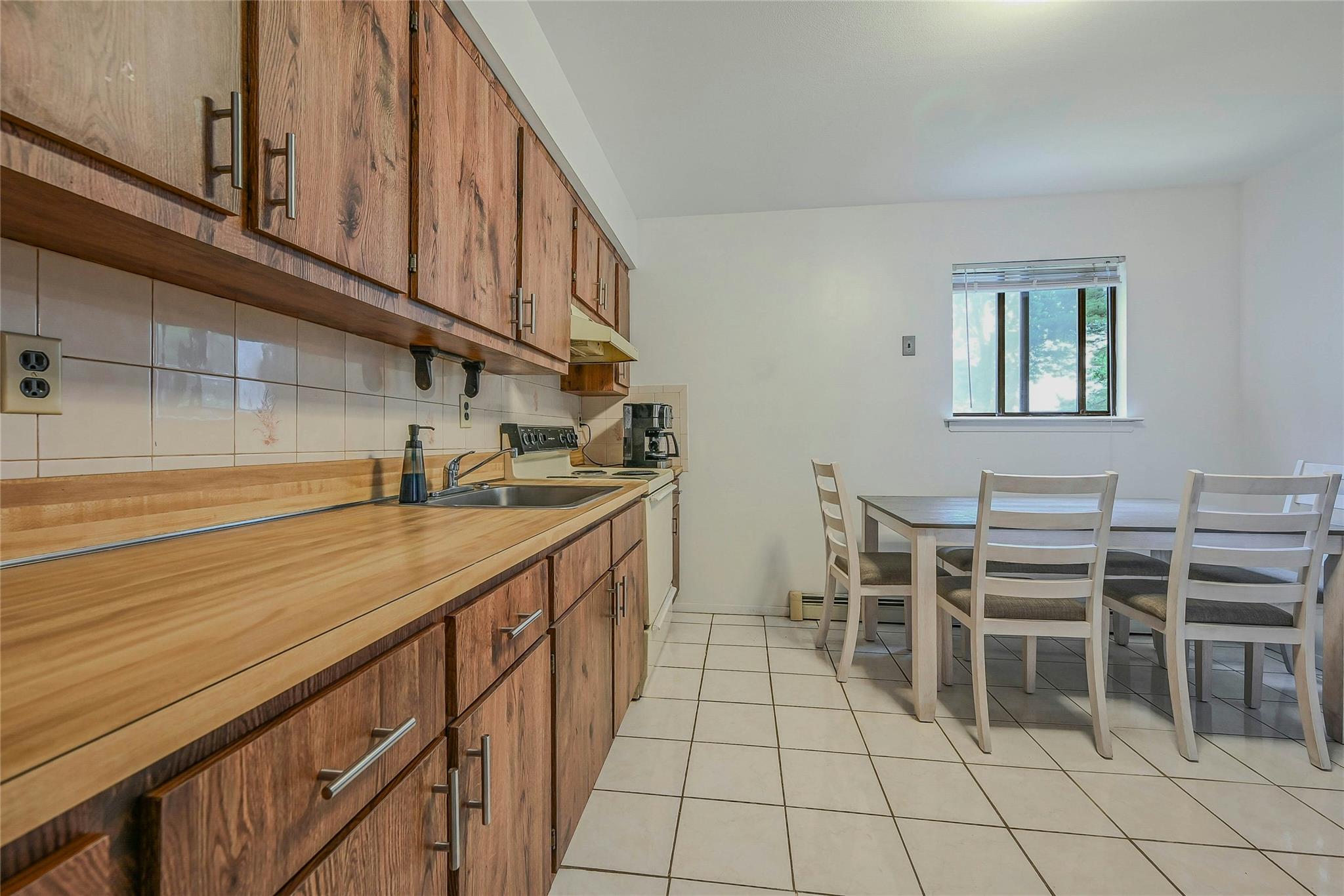 103 Lakeway Drive