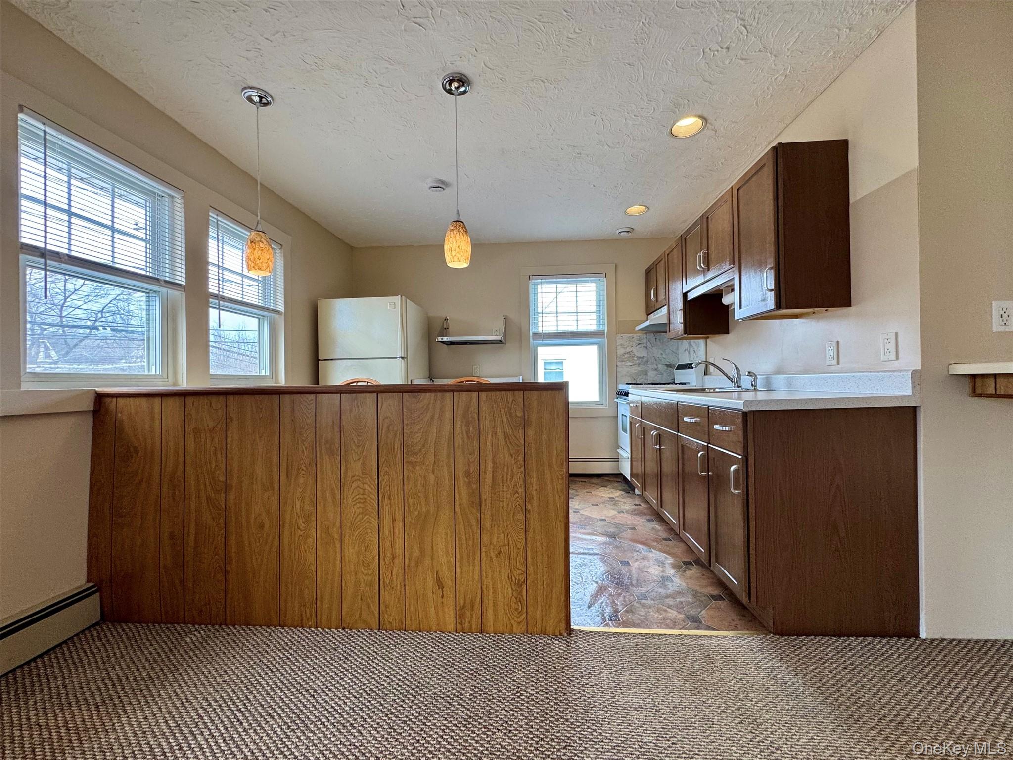 99 Jerusalem Avenue Unit: 2