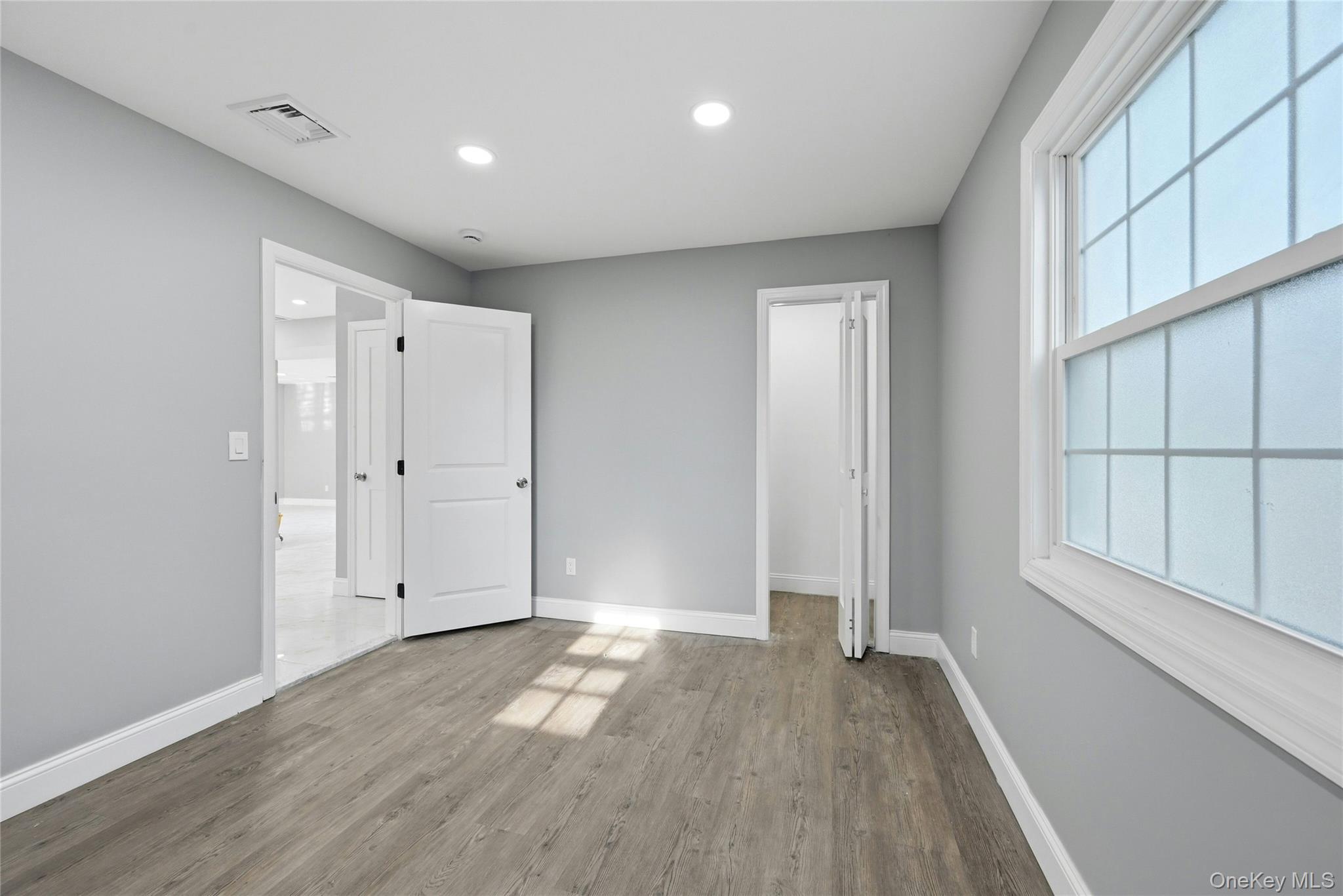 10 Curlin Lane