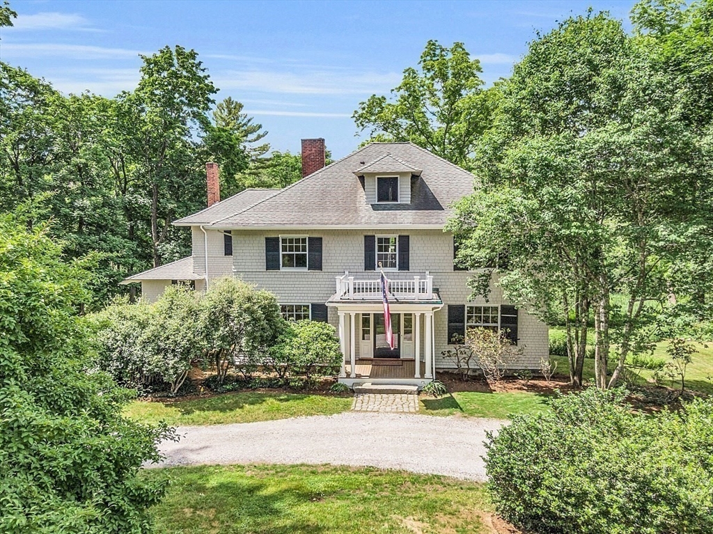 24 Sandy Pond Rd