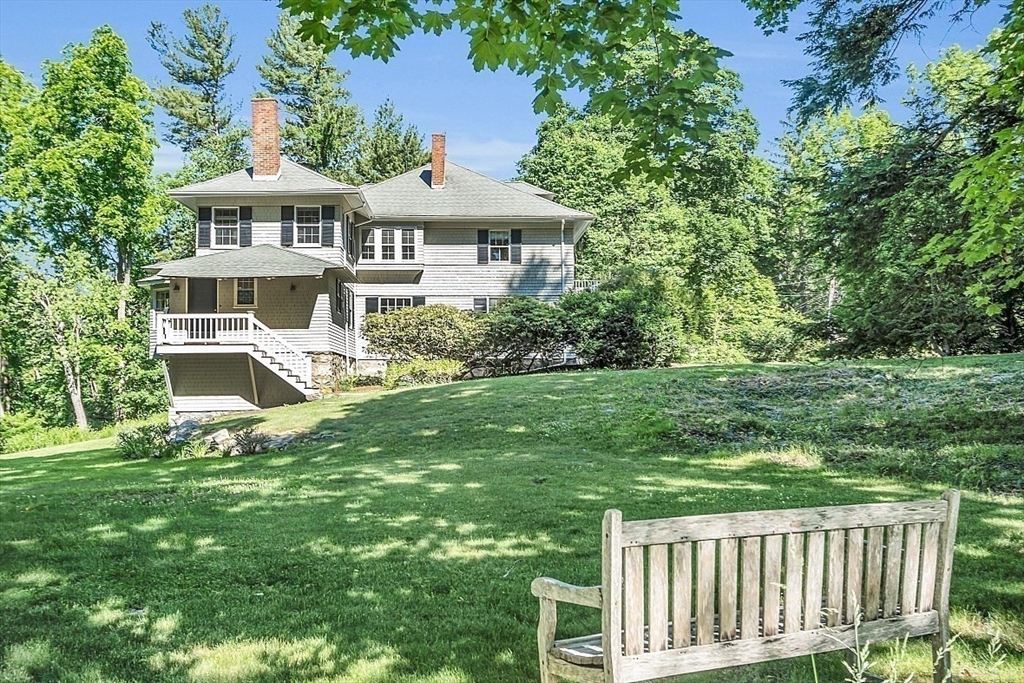 24 Sandy Pond Rd