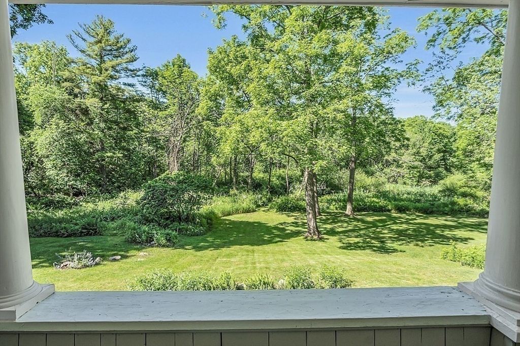 24 Sandy Pond Rd