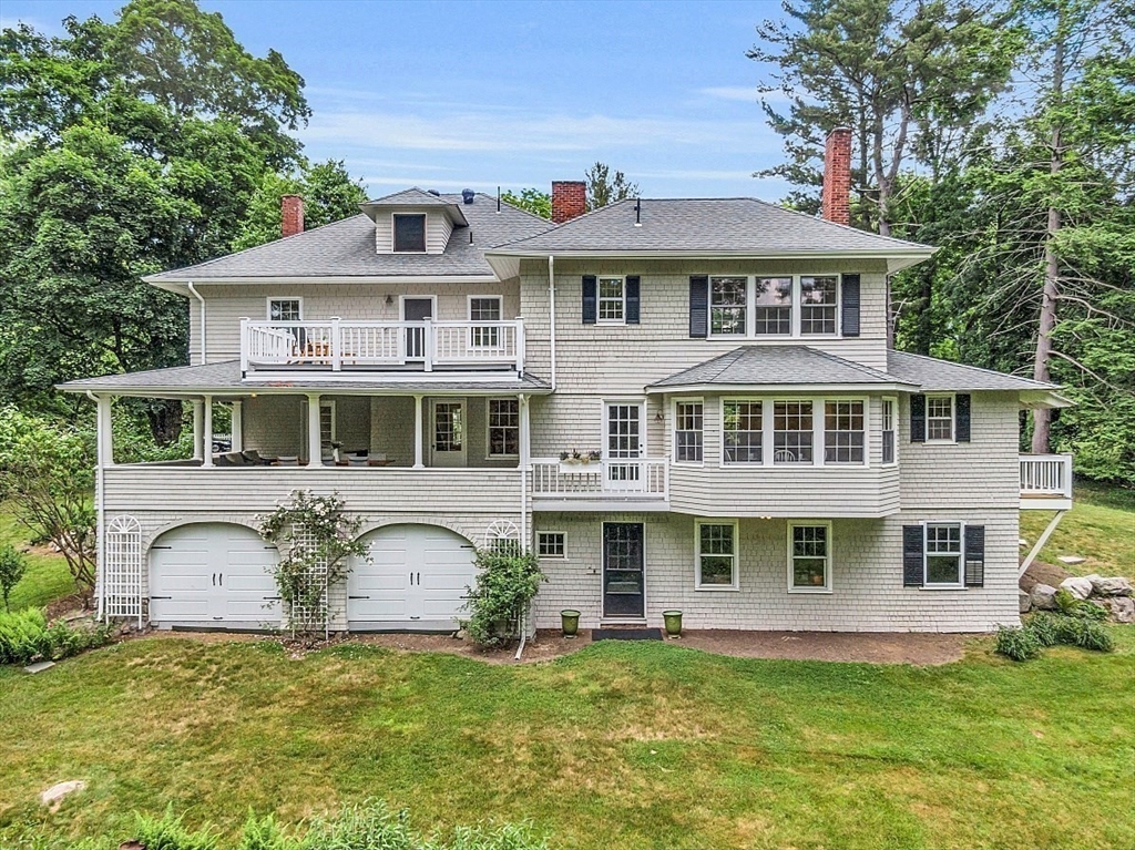 24 Sandy Pond Rd