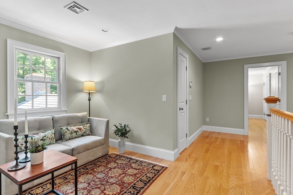 42 Calderwood Way