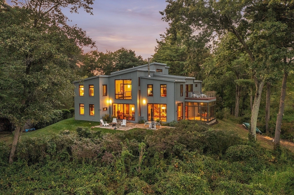 17 Lincoln Ln