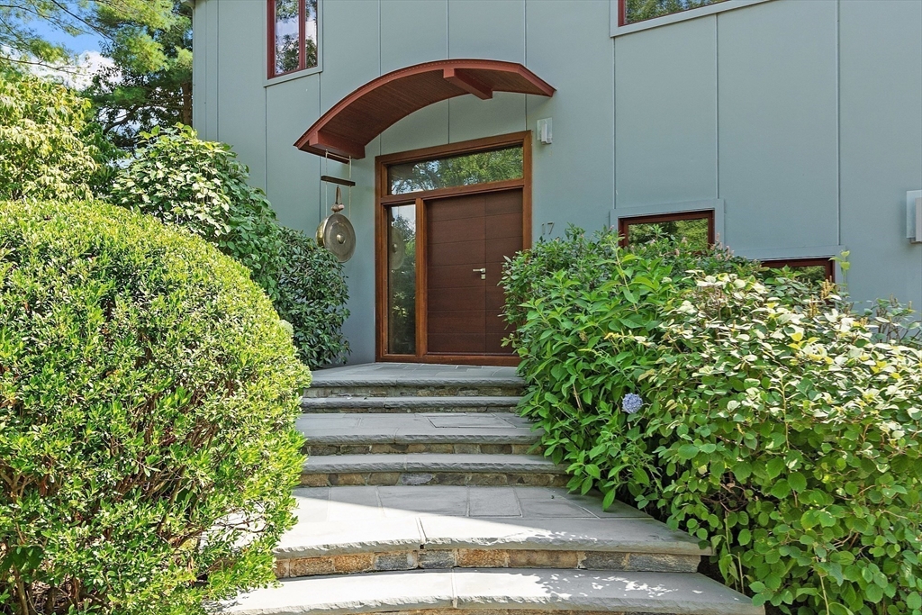 17 Lincoln Ln