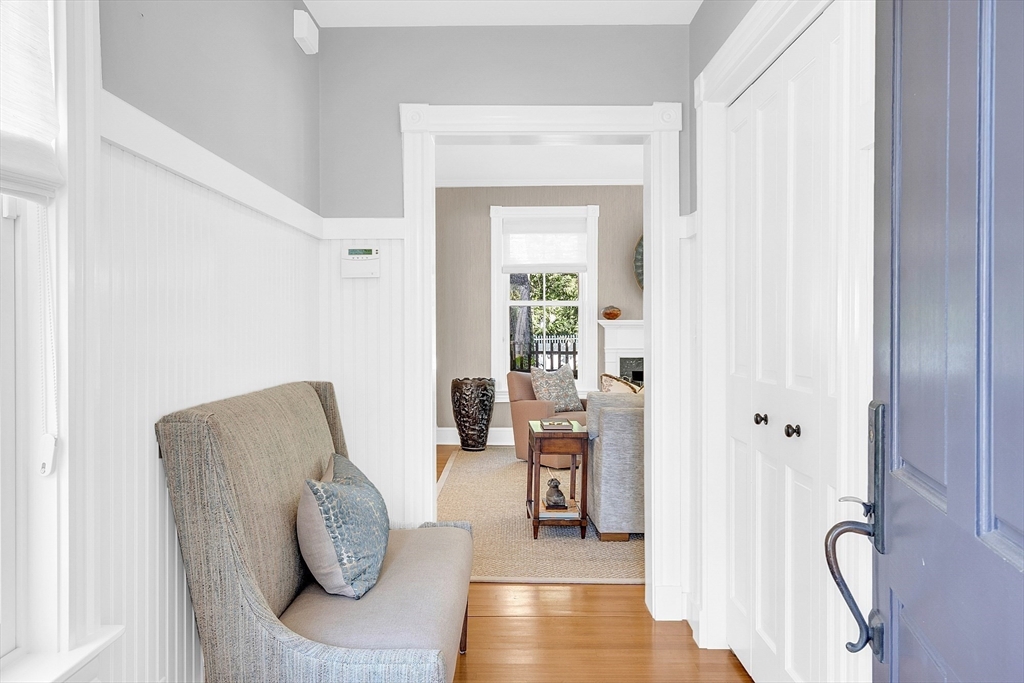 32 Lowell Rd