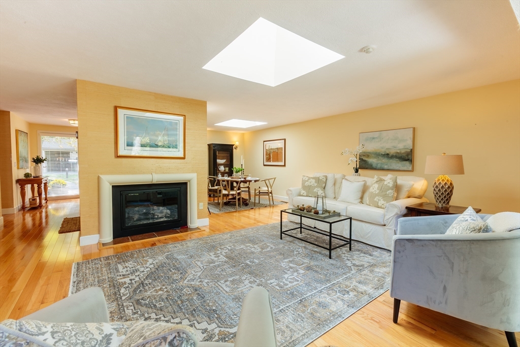 132 Chestnut Cir # 132