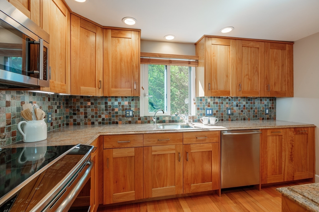 132 Chestnut Cir # 132