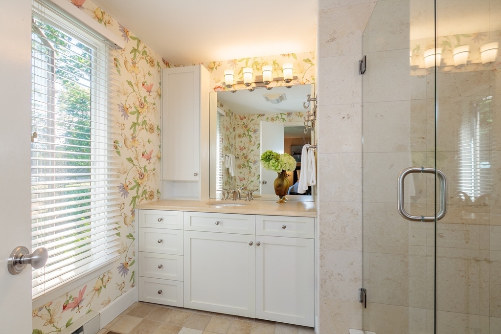 132 Chestnut Cir # 132