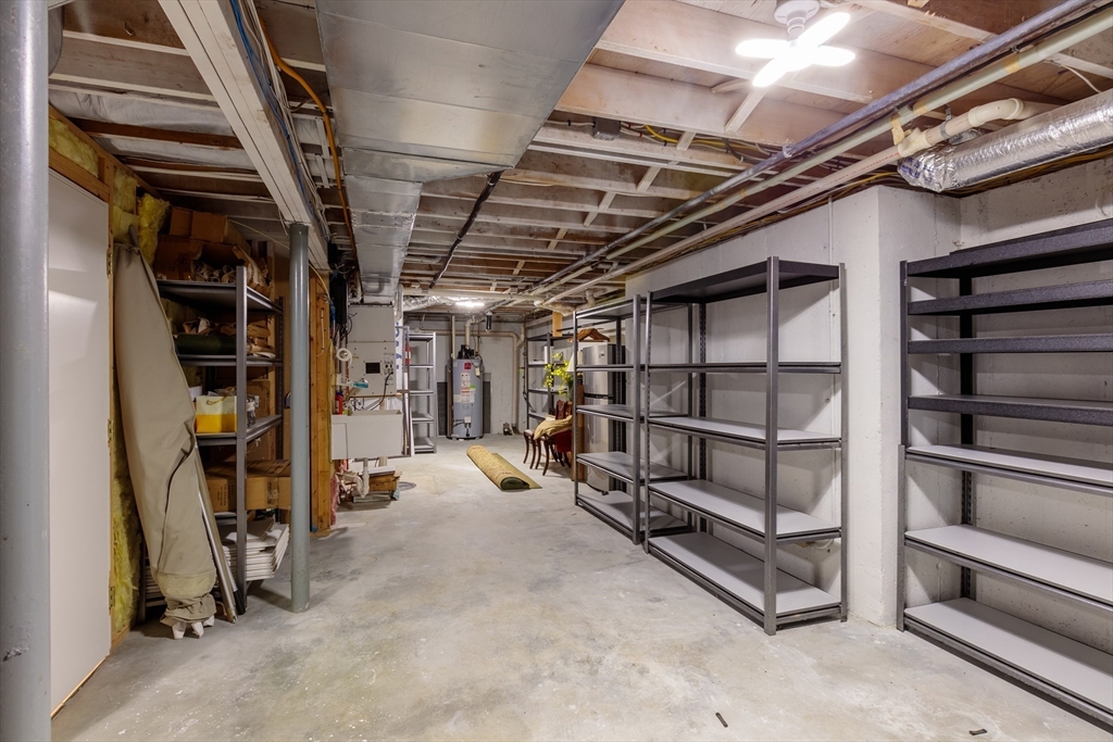 132 Chestnut Cir # 132