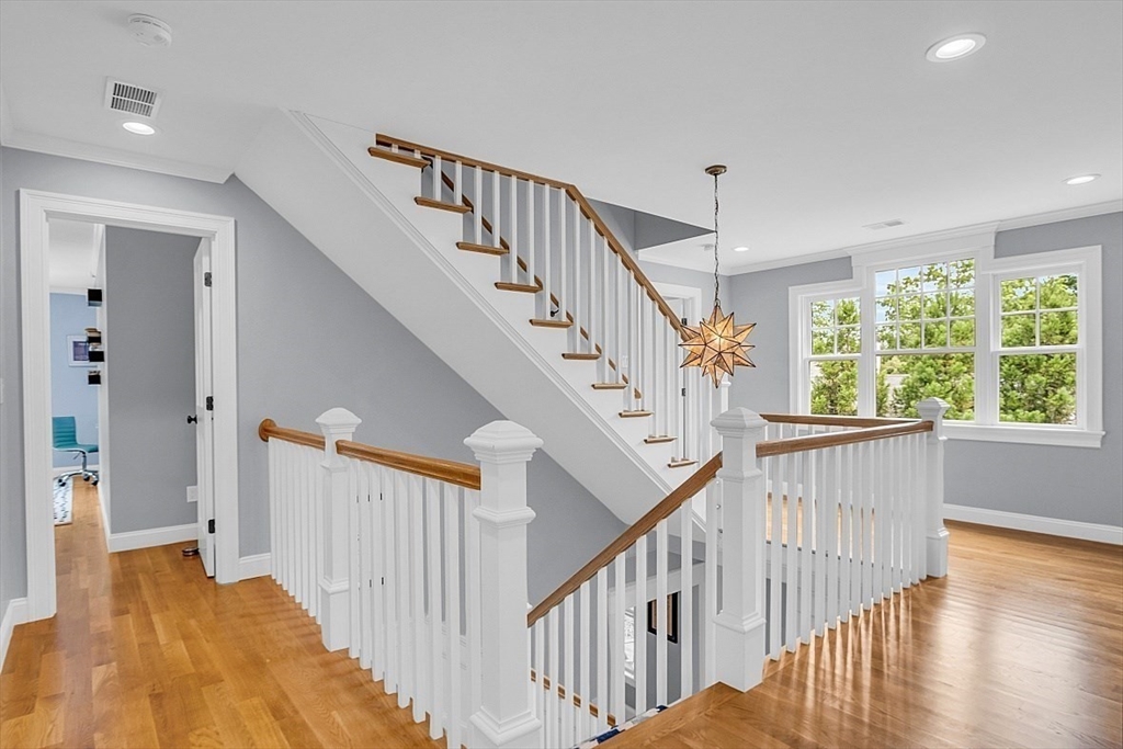 380 Sudbury Rd