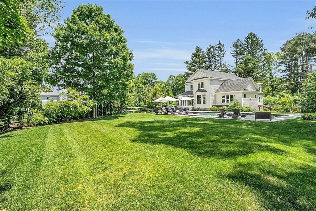 380 Sudbury Rd