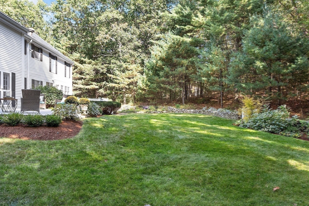 22 Goose Pond Rd