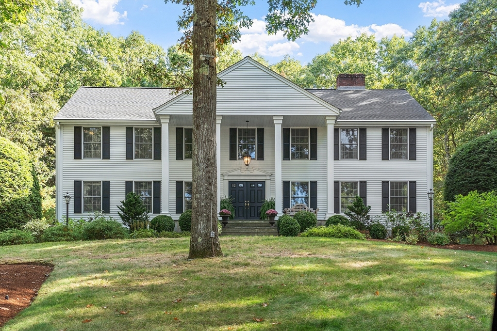 22 Goose Pond Rd