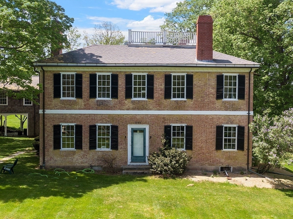 52 Wilder Rd