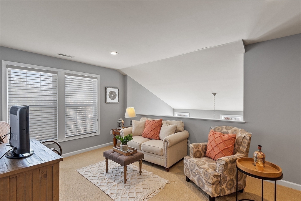 166 Skyline Dr # 166