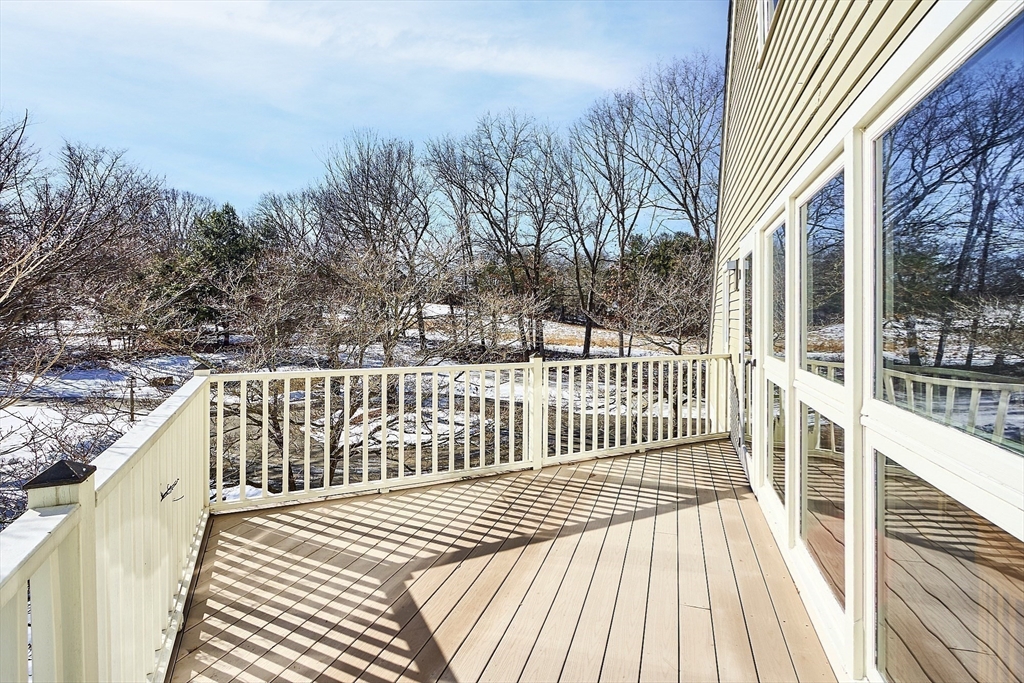 527 Bedford Rd