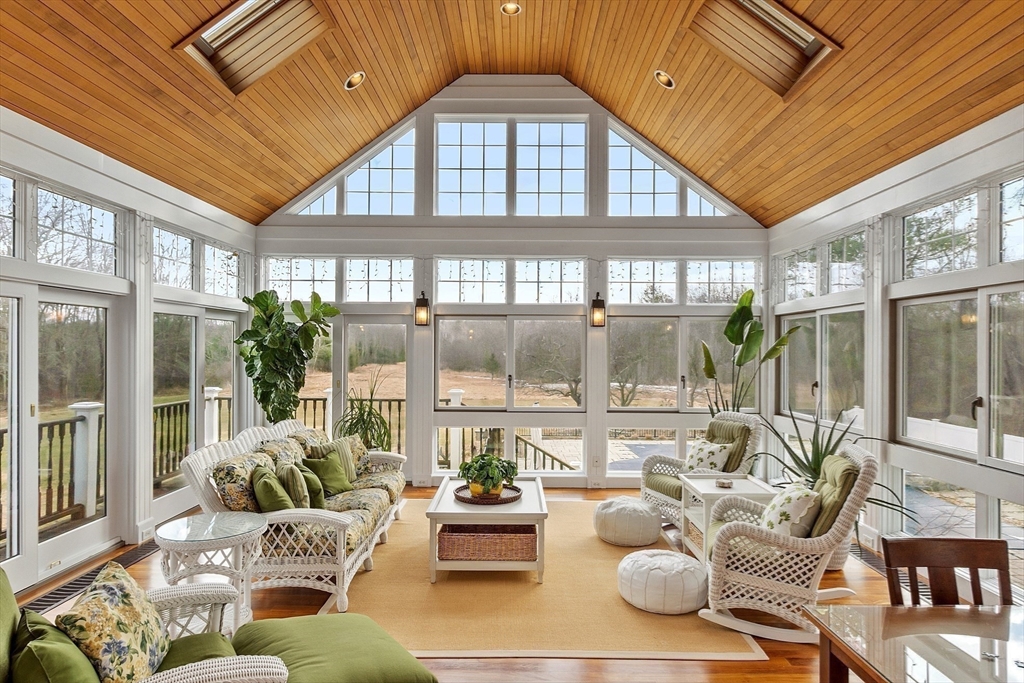 336 Lexington Rd