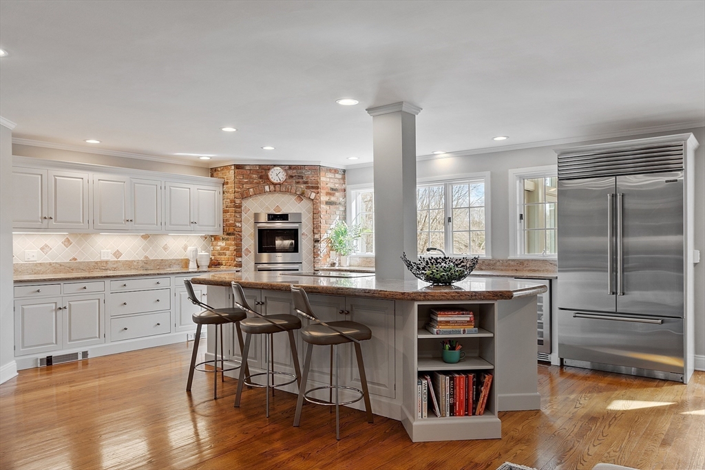 336 Lexington Rd