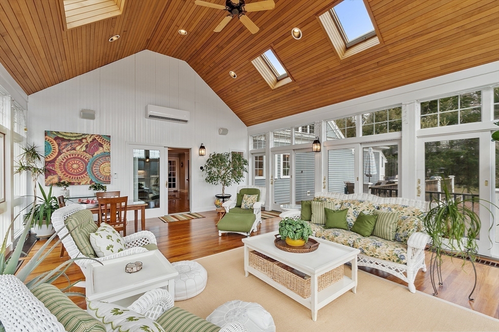 336 Lexington Rd