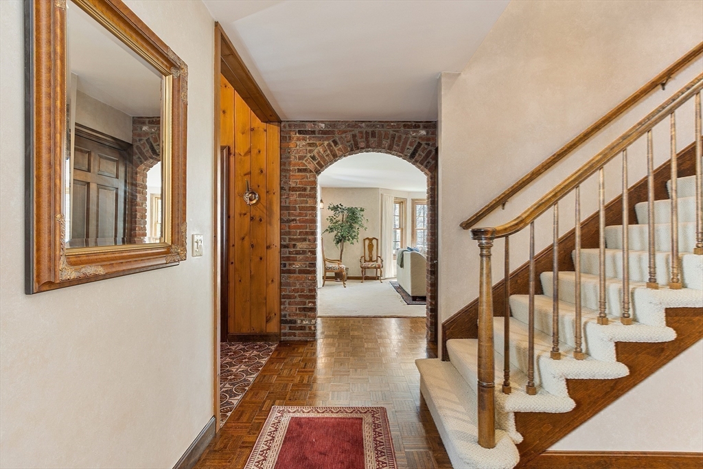 26 Fort Pond Road
