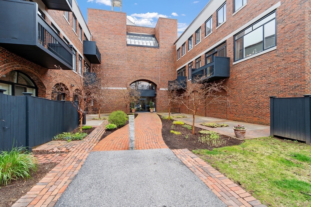 100 Keyes Rd # 218