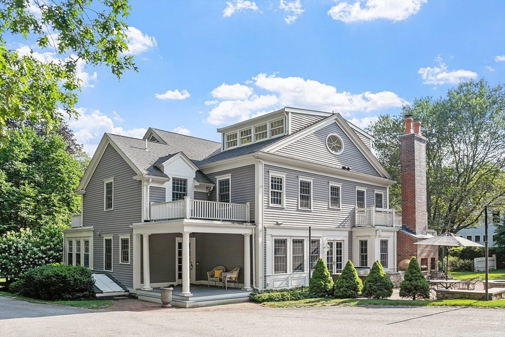 602 Main St