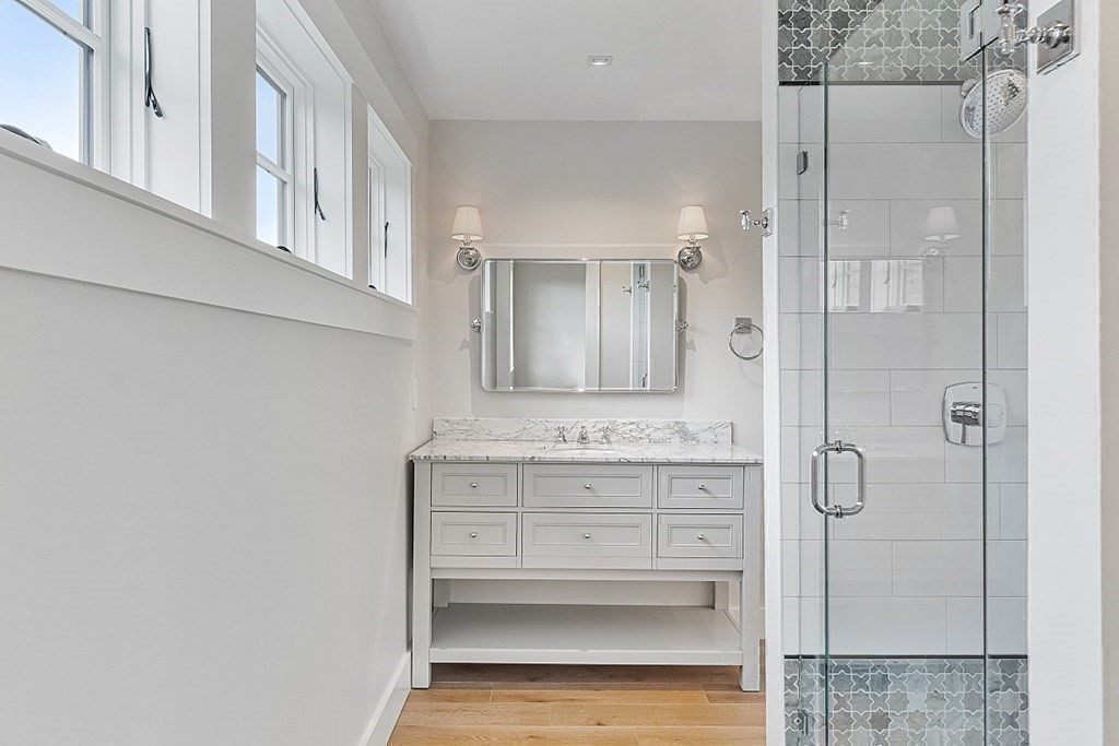 38 Mccallar Ln