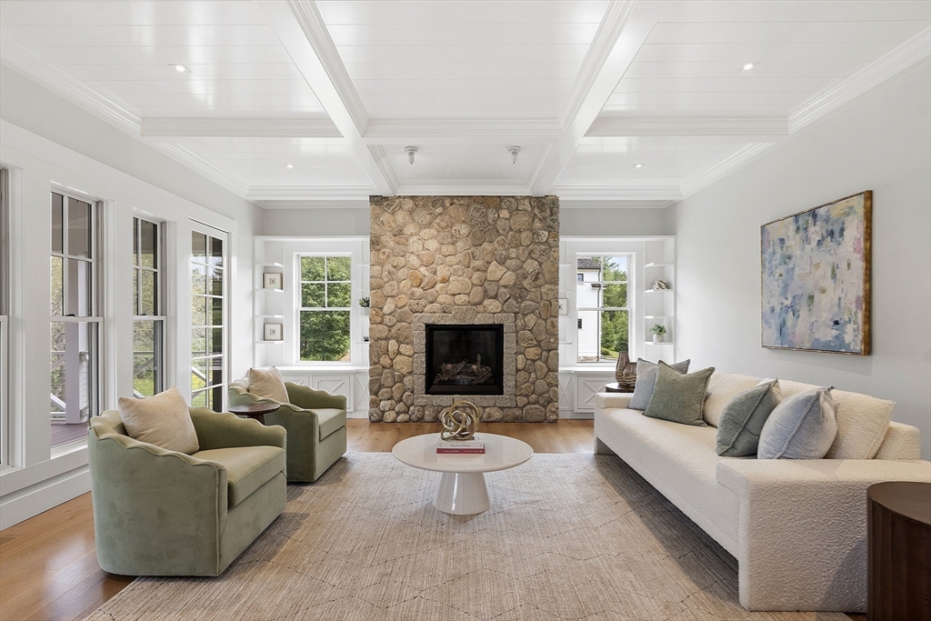38 Mccallar Ln