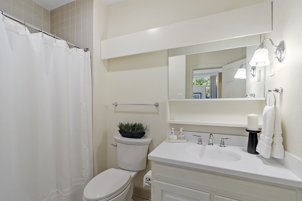 100 Keyes Rd # 223