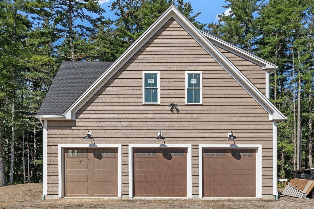 373 East Riding Drive