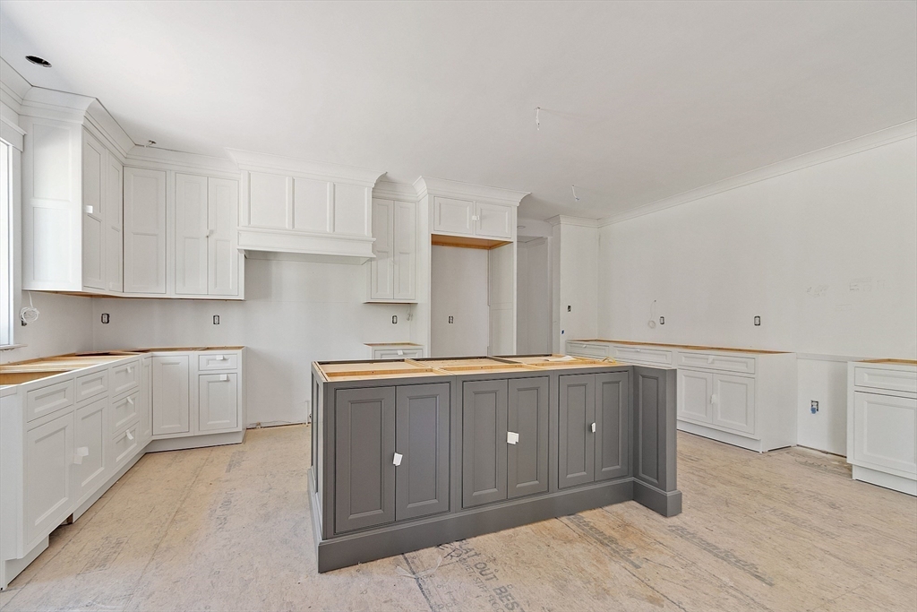 373 East Riding Drive