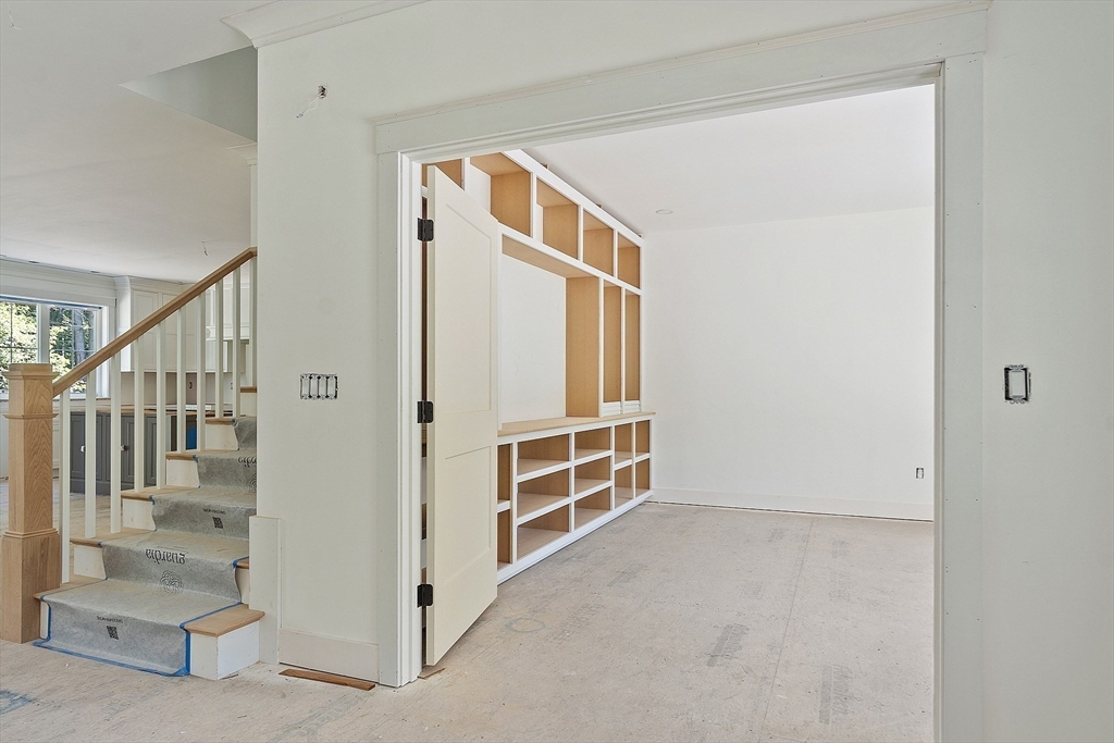 373 East Riding Drive