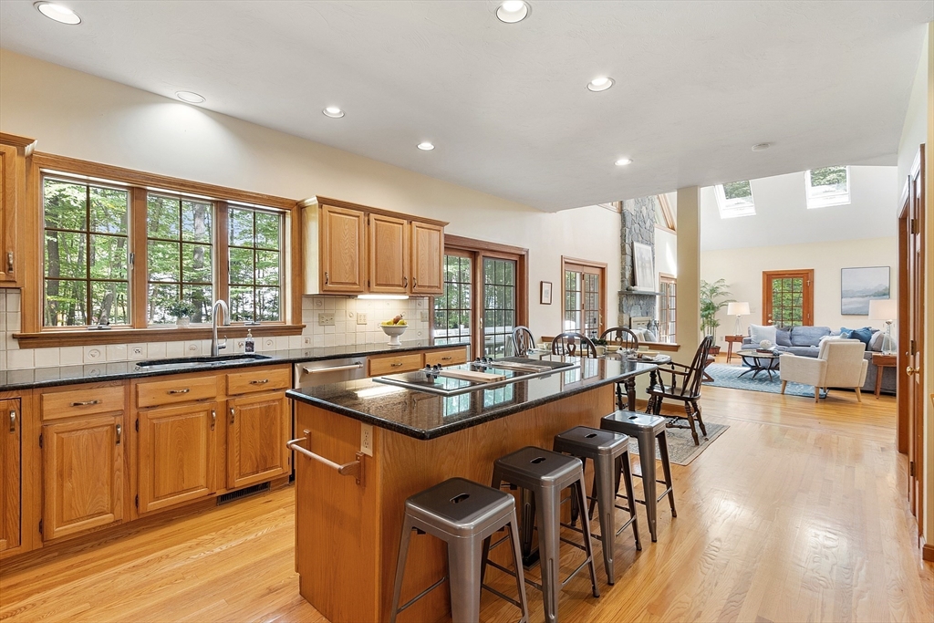 10 Wingate Ln