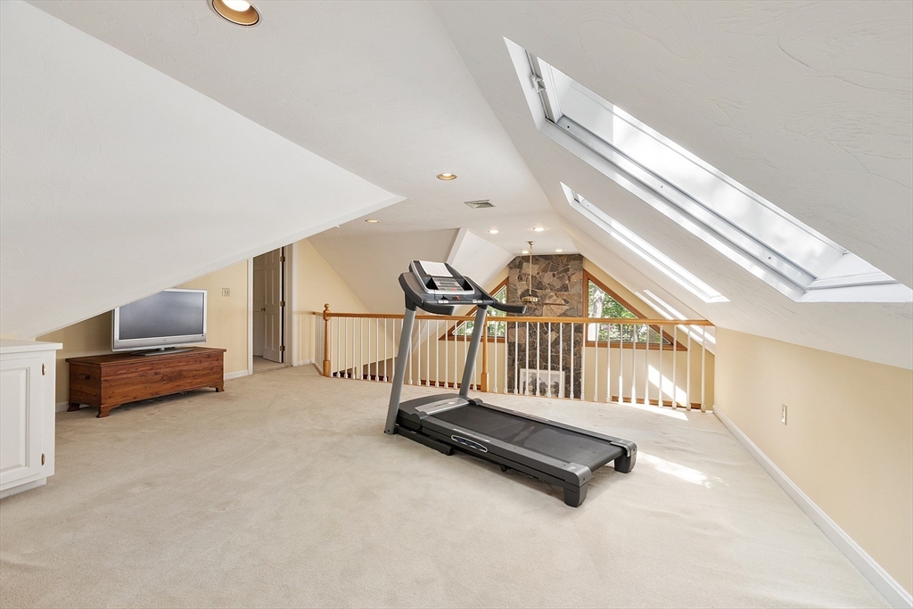 10 Wingate Ln