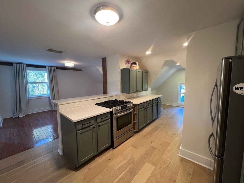 65 Riverside Ave # 65