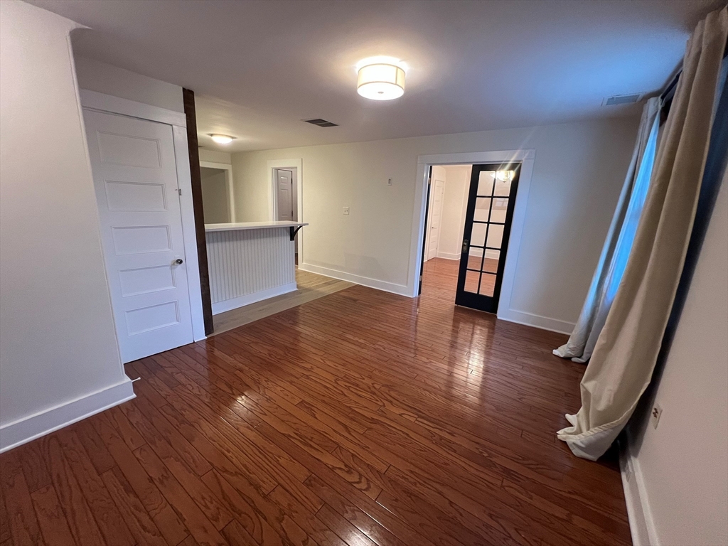 65 Riverside Ave # 65