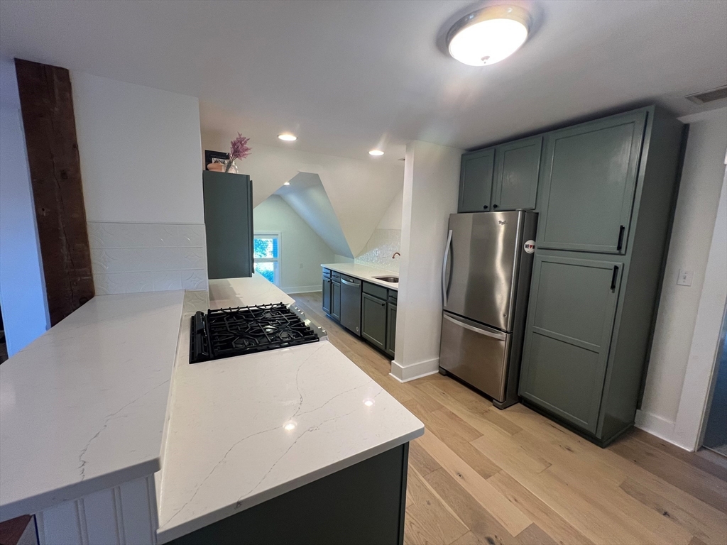 65 Riverside Ave # 65