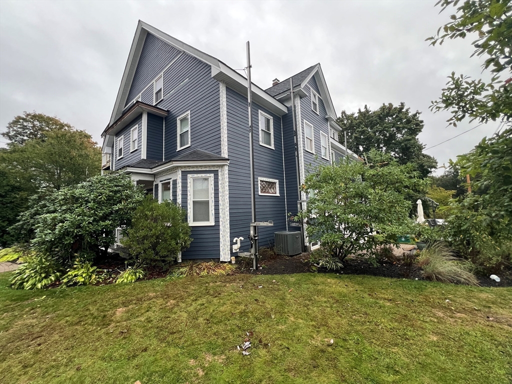 65 Riverside Ave # 65